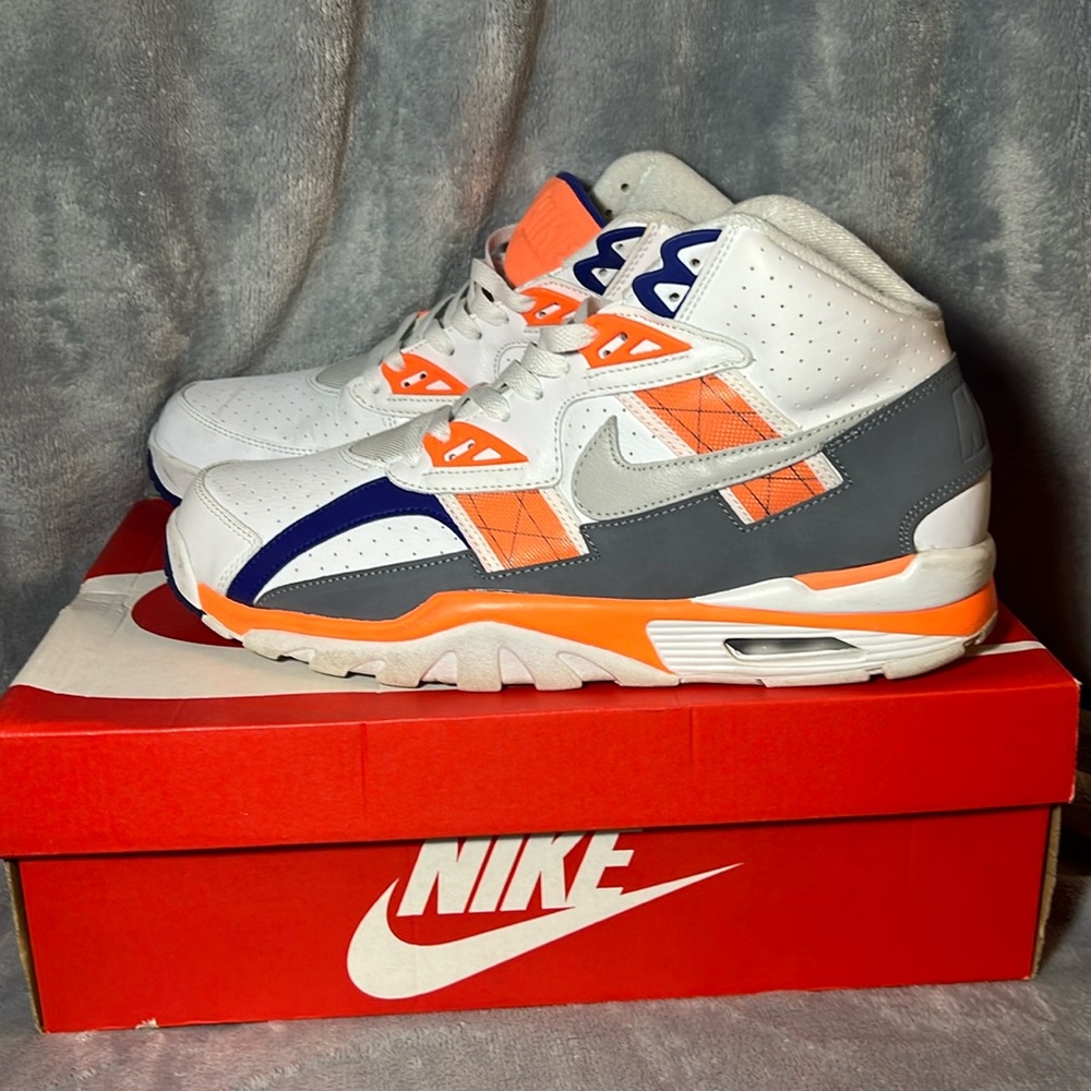 Nike Air Trainer Bo Jackson SC High Sneakers